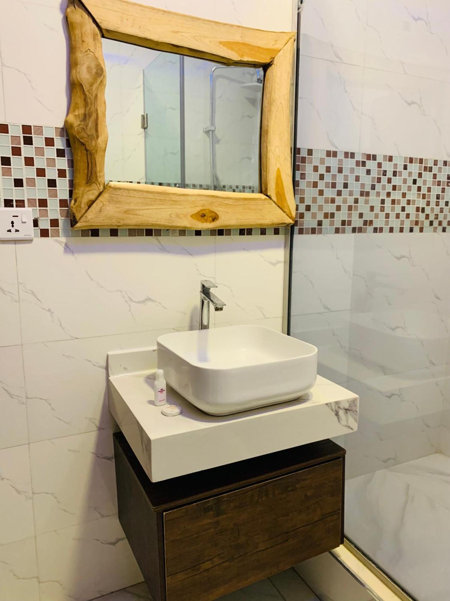 Presken Hotels @ Freedom Way, Lekki Ngoại thất bức ảnh