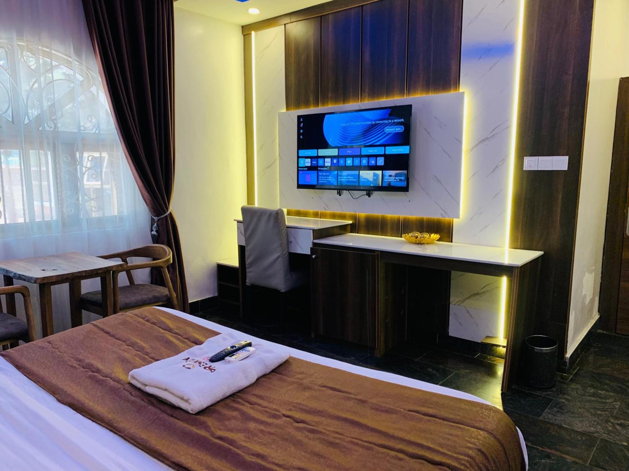 Presken Hotels @ Freedom Way, Lekki Ngoại thất bức ảnh